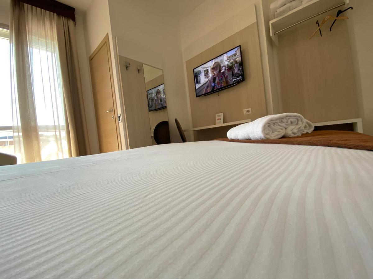 Hotel Ristorante Novara Expo Bareggio Luaran gambar