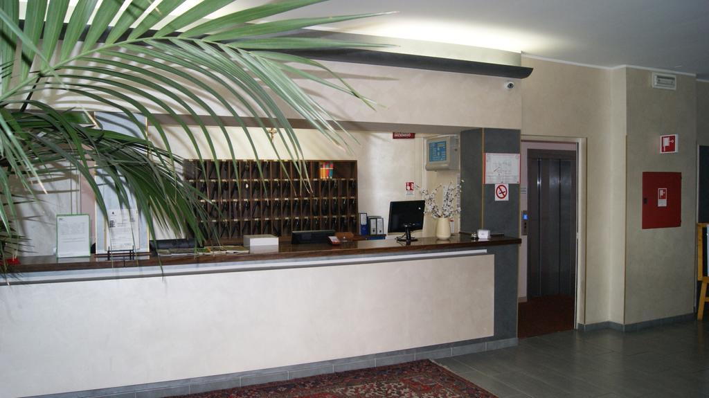 Hotel Ristorante Novara Expo Bareggio Luaran gambar